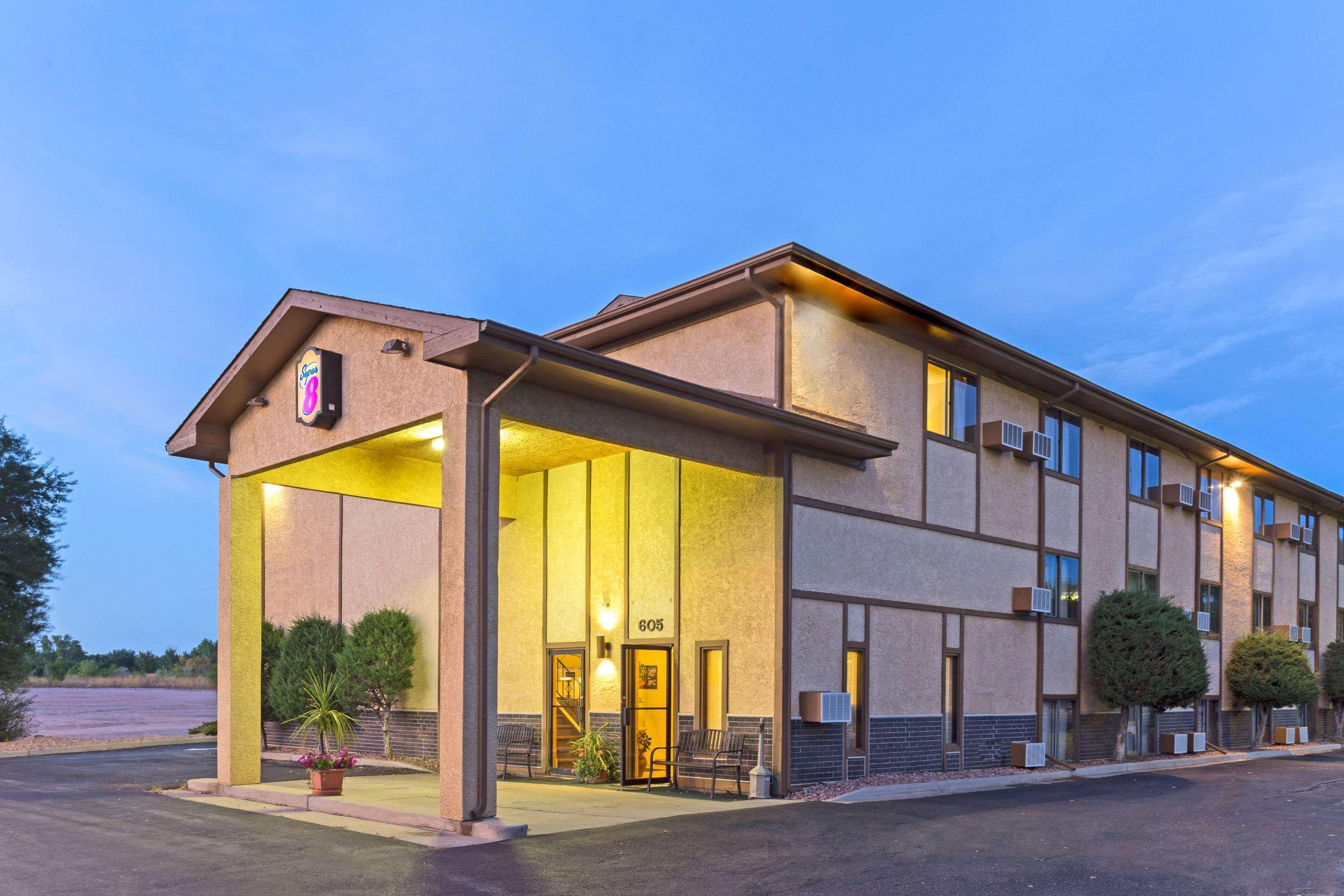 科罗拉多斯普林斯24号公路东pafb区速8酒店 Cimarron Hills 外观 照片